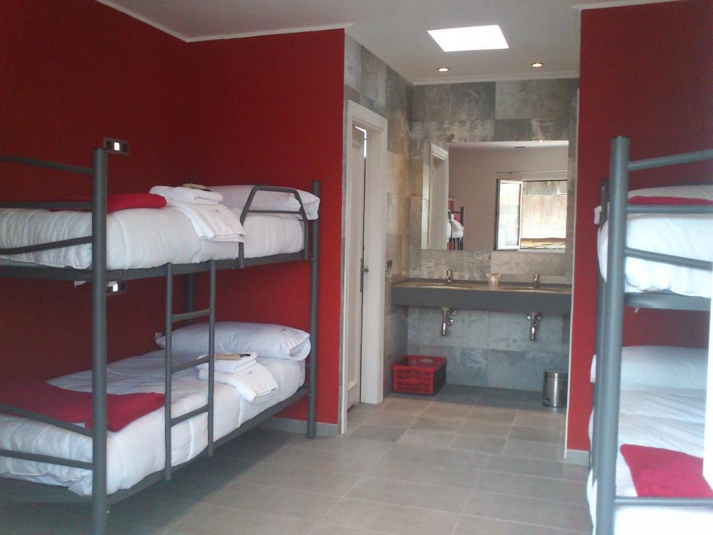 Hostal Frente Palacio-museo Selgas Cudillero